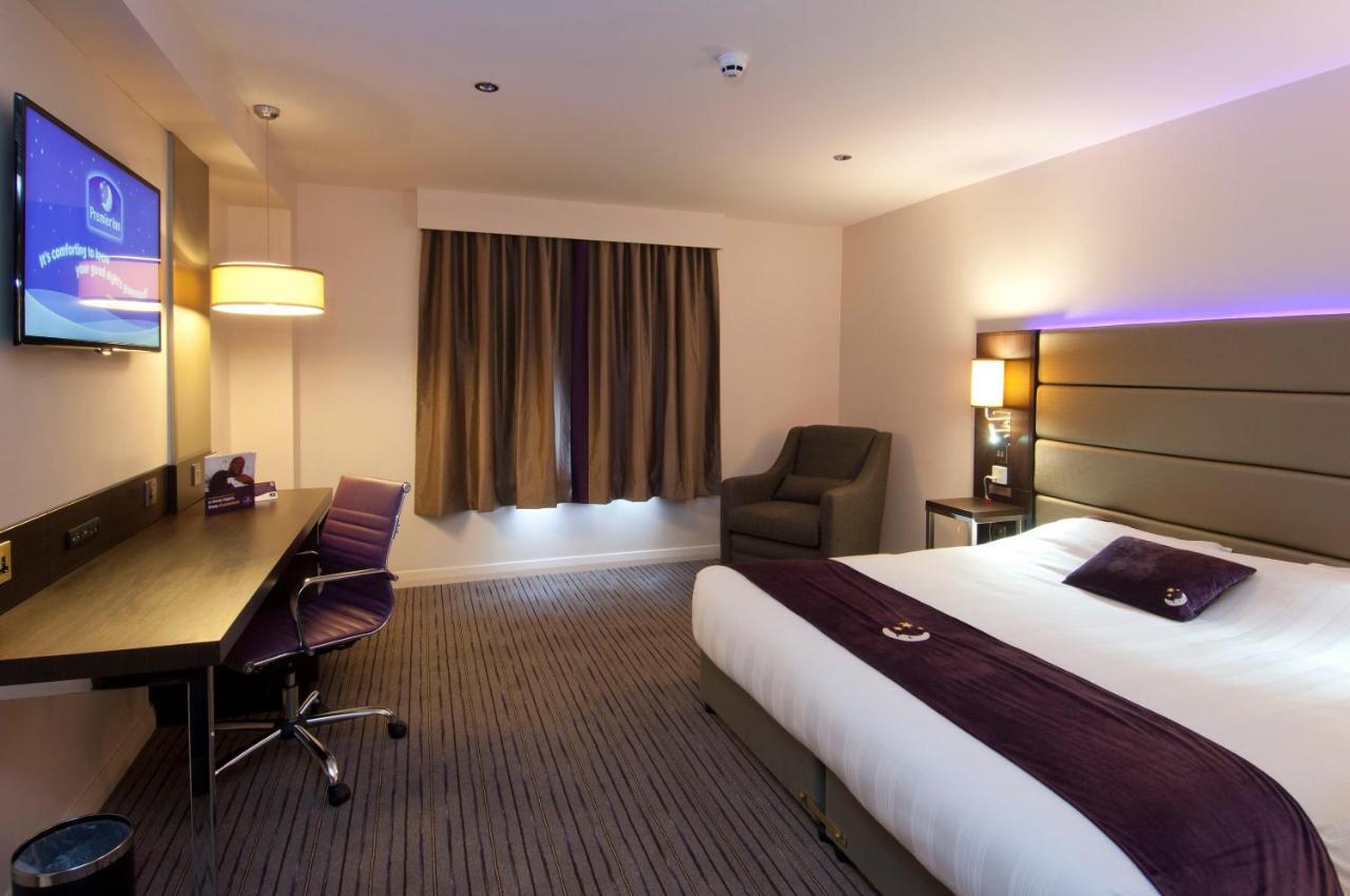 Premier Inn Guildford North - A3 Exterior photo
